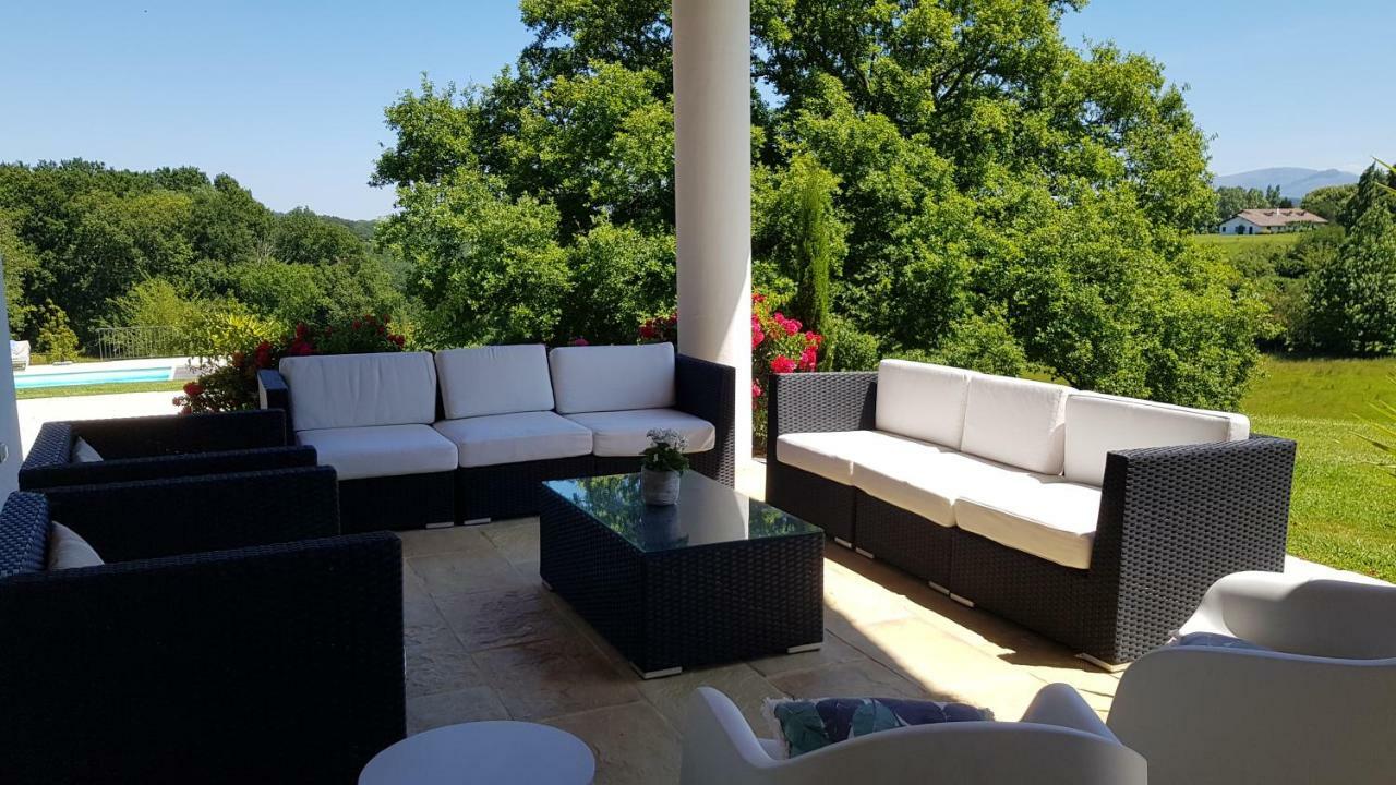 Maison D Hotes Lapitxuri Arcangues Bagian luar foto