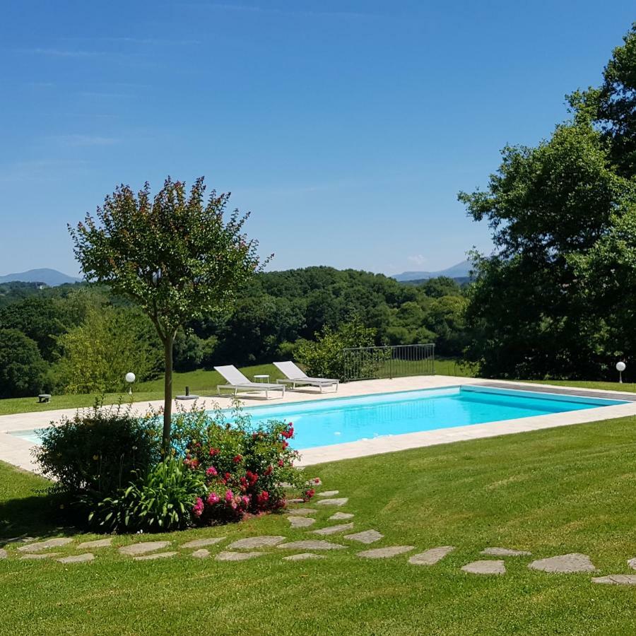 Maison D Hotes Lapitxuri Arcangues Bagian luar foto