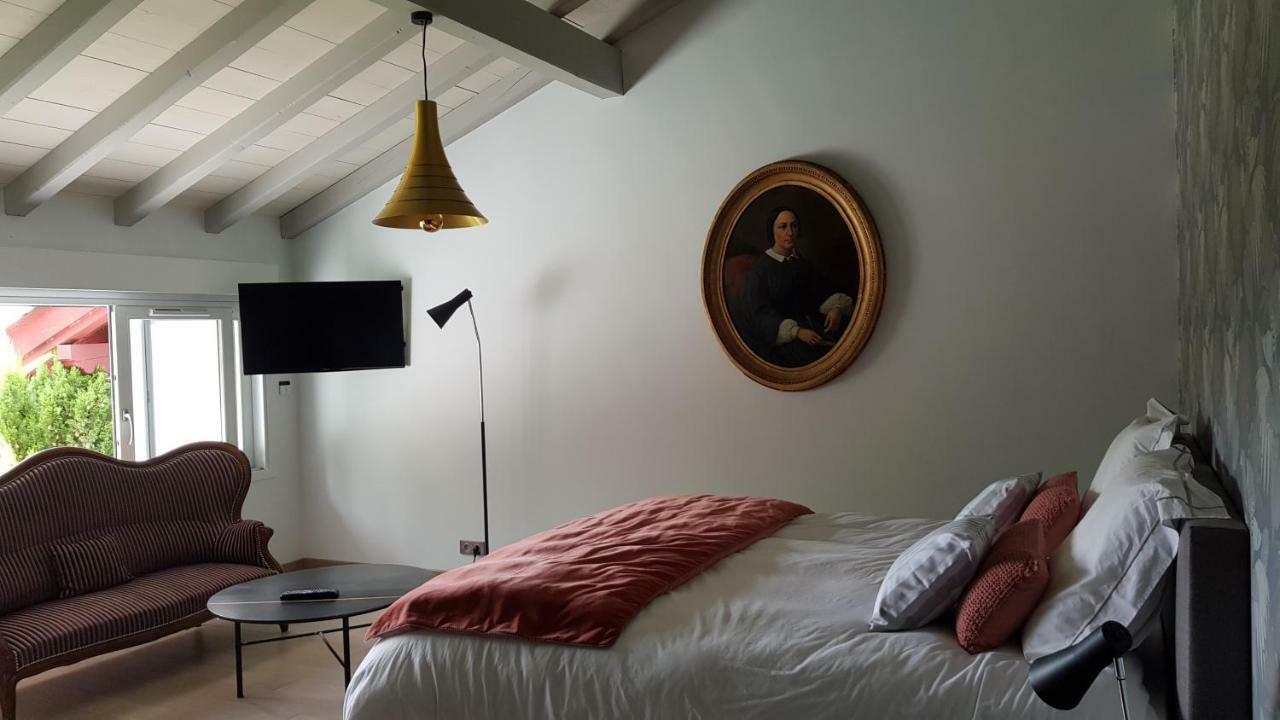 Maison D Hotes Lapitxuri Arcangues Bagian luar foto